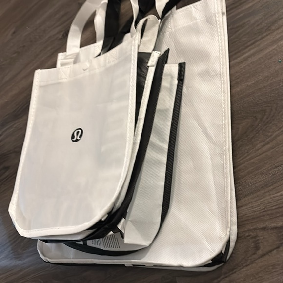 Lululemon bags Lot of 3 - Picture 6 of 6